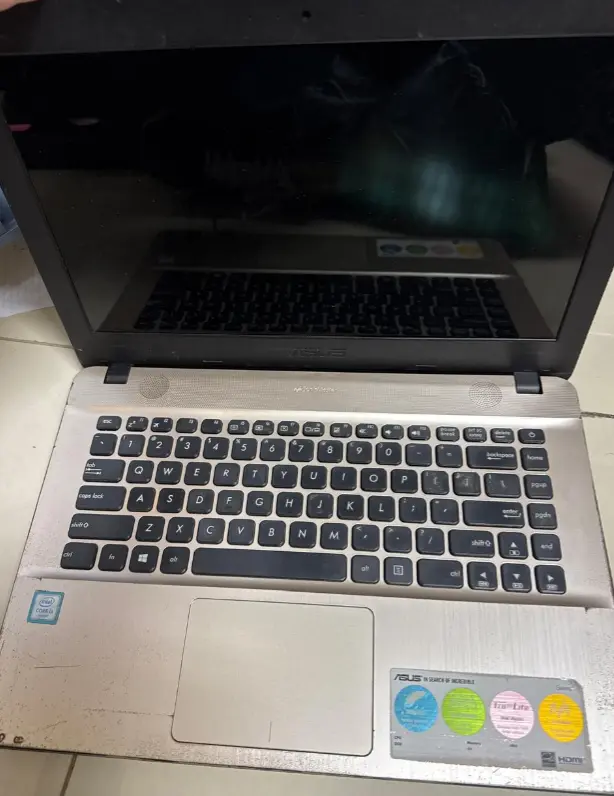 laptop asus brown i3 2016 2.webp