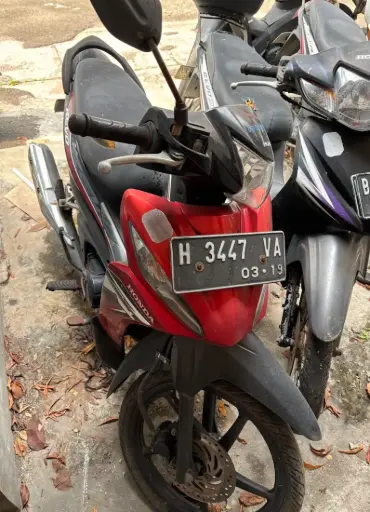[38a] Honda Revo H.3447.VA