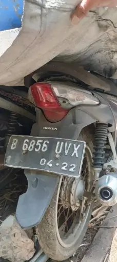 [38f] Honda Revo B.6856.UVX